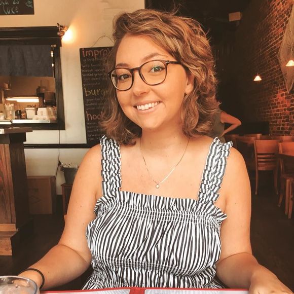 Meet your Posher, Maddie - Picture 1 of 1